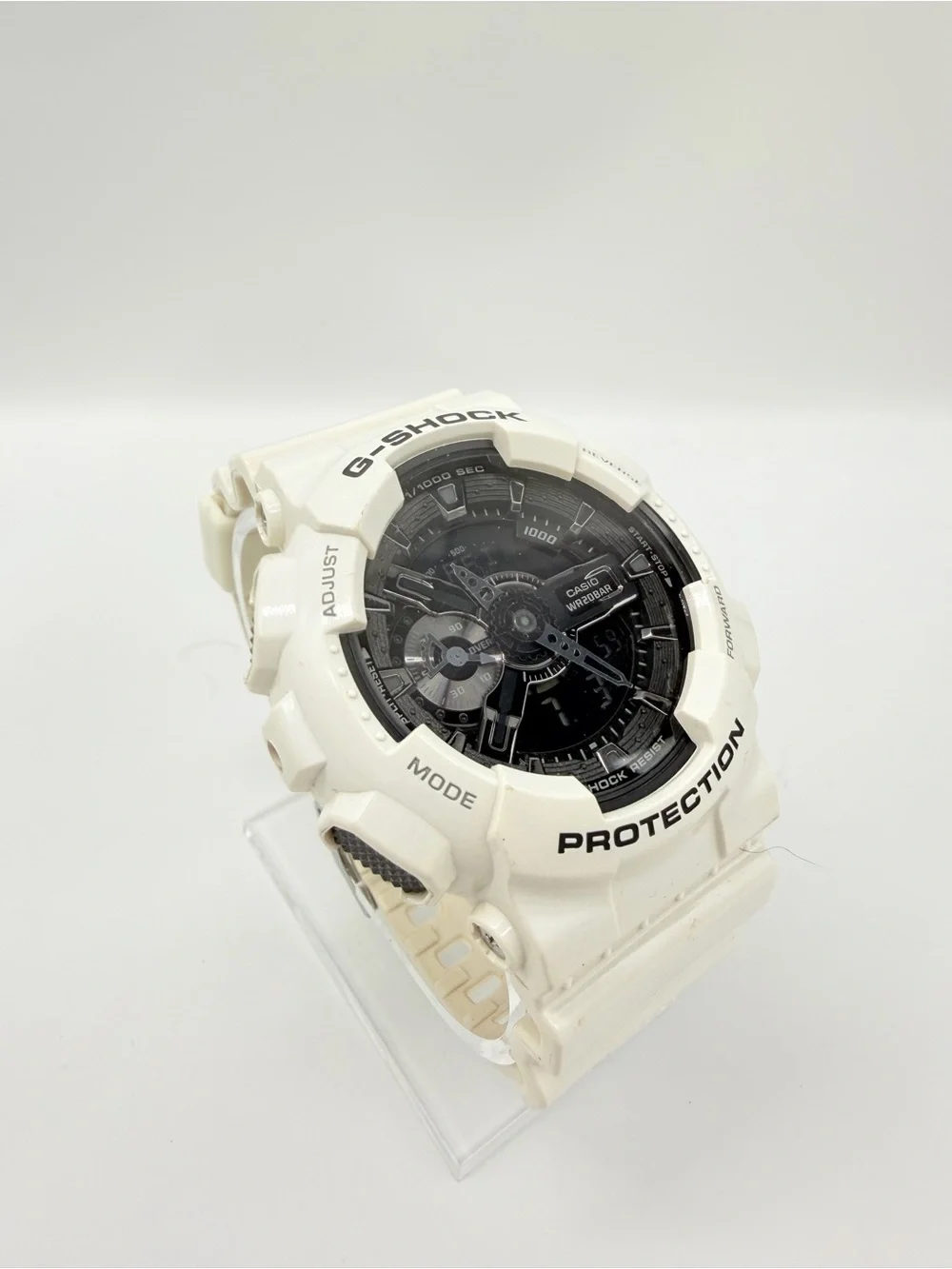 Casio G-Shock GA-110C-7A White Analog Digital Watch 5146 200M Working